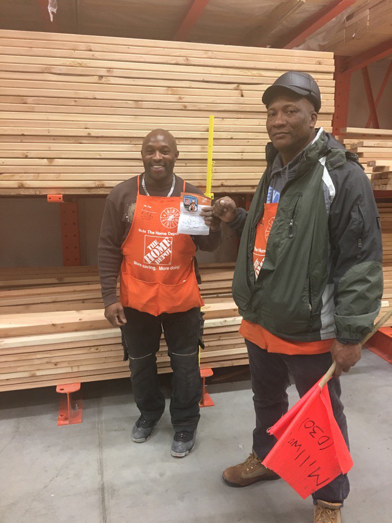 rob_rea0808's tweet photo. Thank you Andre for your hard work in D21 and D22 We appreciate you  !!!@KevinBracken4 @patiaquinta @howardhafkin https://t.co/YhXjiRWmR9