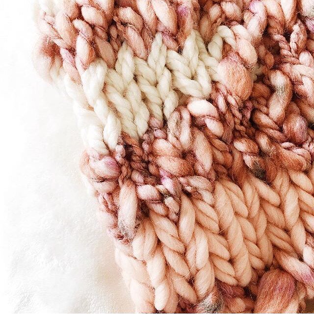 weareknittersDE's tweet photo. #Farbenmix
@Olive & Arrow 😍
https://t.co/pcEUl0yjH5 https://t.co/eK8u1tgUqA