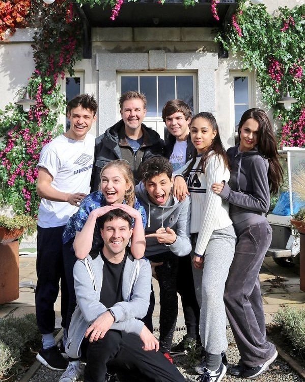 TheLodgeDisney's tweet photo. #TheLodge🔜🔜😁 @DisneyChannelUK #TheLodgeSeason2 https://t.co/l3N2Da3pW9