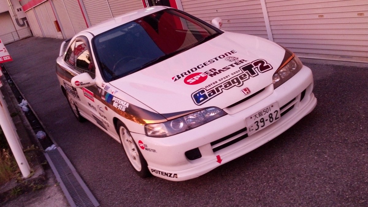 あさい忍麻 Twitterissa とりあえずインテグラさん Dc2 02年にジムカーナn車両として作るために12万キロオーバーの車 を90万くらいで購入 いわゆる96spec ちなみに最初っからdc2を買うつもりは特になくて レギュレーションで主力車種になるだろうfdと迷った結果で