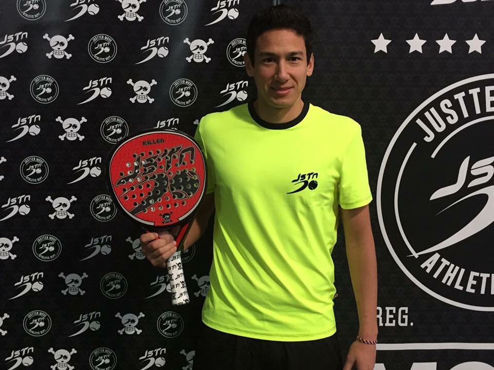 padel20's tweet photo. #MercatoPádel 
El melillense @uribotello se une al #TeamJstn para este año 2017.
Bienvenido Uri a esta gran familia.
Suerte 
#Benvingut https://t.co/PKEl0eUMNm