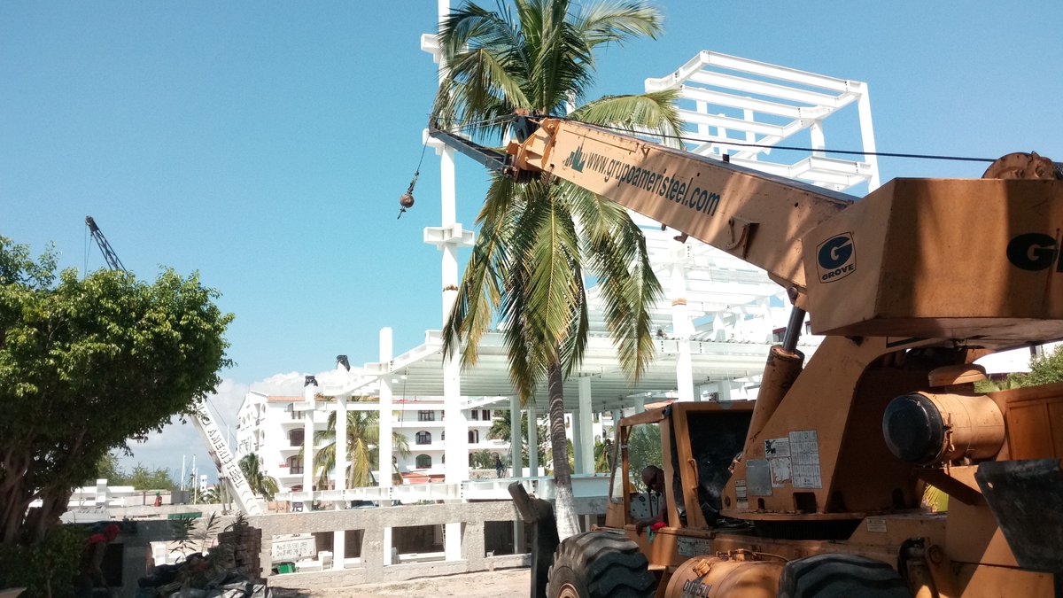 VillaVaraderoH's tweet photo. #VillaVaradero construyendo mas habitaciones #Esperalas #RivieraNayarit #Vallarta #Maquinaria #beach 😀🏨🏖️🇲🇽🏊‍♀️🏊 https://t.co/4Ng9tw7IZl
