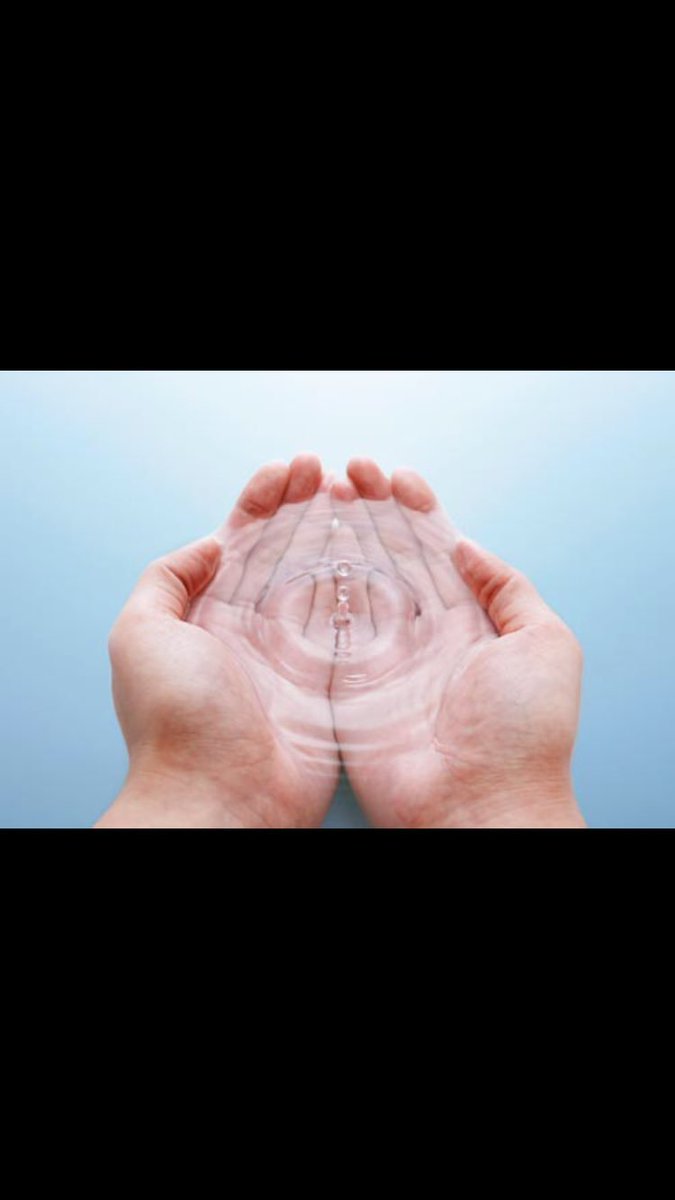 مد يديك للناس بالخير، 
بالمواساة ، بالحب ،
تمتد لك يد الله بلطف خفي