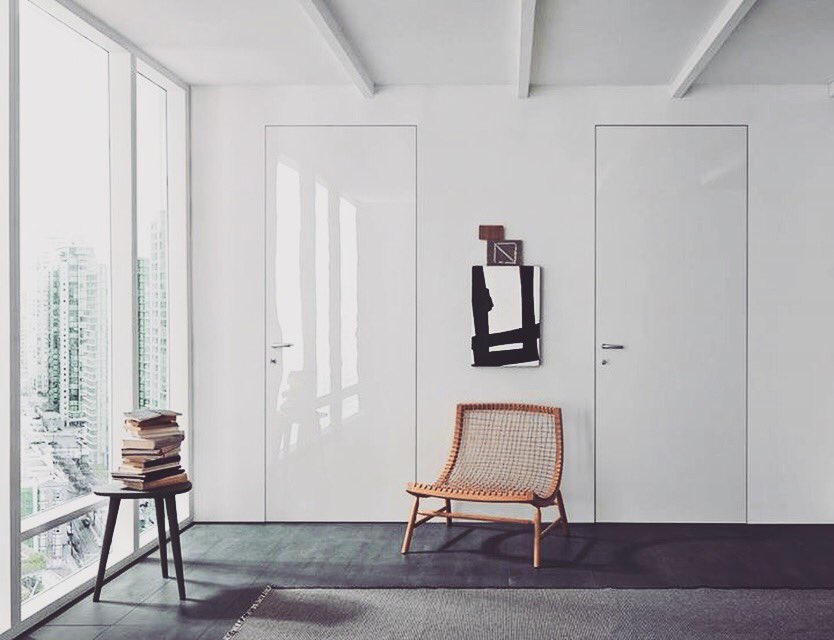 door_2000's tweet photo. #door2000 #totalwhite https://t.co/aYj6K5E2vc