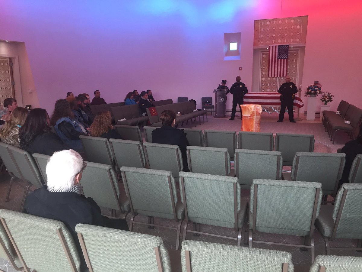 JacobWESH's tweet photo. Members of the public pay their respect to unclaimed veteran Lawrence Kays https://t.co/3DRlRs00M9