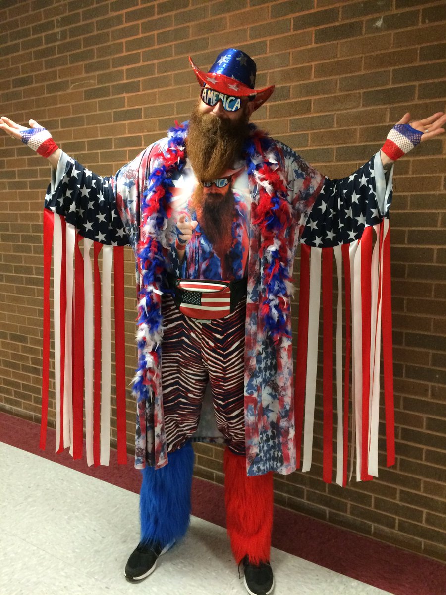 PresidentBeard's tweet photo. Just needed a few million more votes &amp; THIS would've taken the Oath 2day! #Hartnell2020 #HartnellUniversity #HartnellHistory #DailyHartnell https://t.co/dJOPaPeIsQ