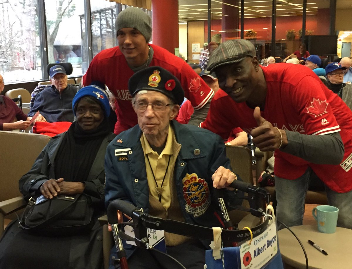 We are making some incredible friends with some amazing people at @Sunnybrook Veteran's Centre! 💪#WT2017 https://t.co/aT0r6H0Wm6