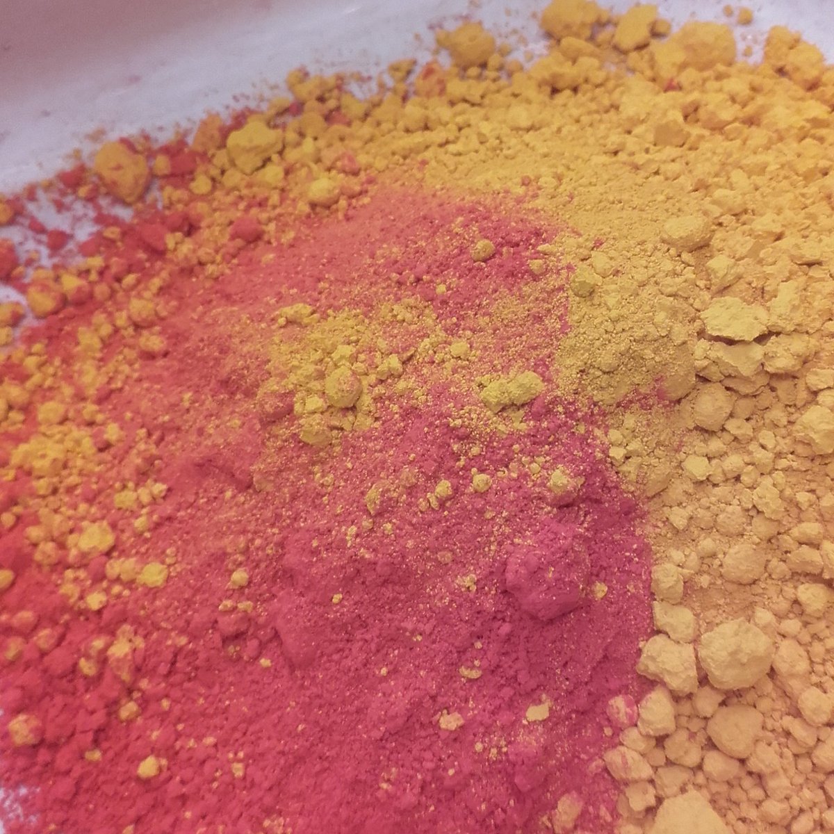 New pigment mix: Chrome Yellow Deep and Vermilion to make 'Orange Pigmentbars' #bristolfineart #uwe #lifedrawing <a href="/drawninbristol/">Drawn in Bristol</a> <a href="/folkhouse/">Bristol Folk House</a>