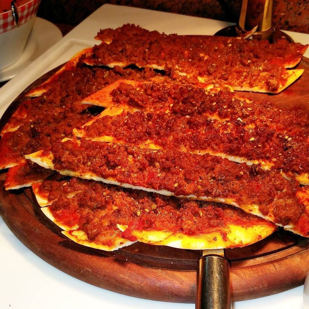 JadirahSarmad's tweet photo. Lahmacun, anyone? About to savour some Turkish food tonight at the #TurkishFoodFest happen… https://t.co/jZAIjiVLAv https://t.co/gAn7ki3AXH