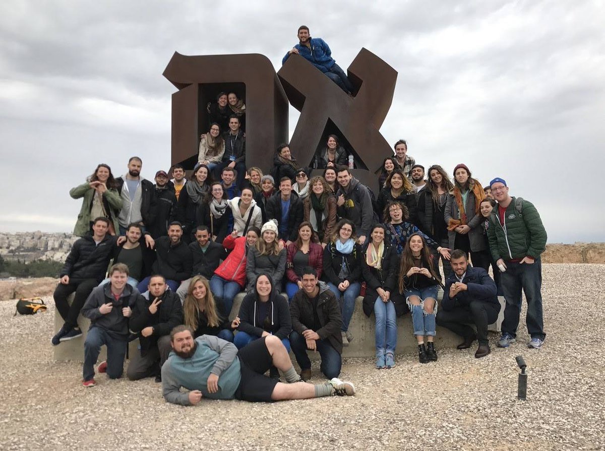 IsraelOutdoors's tweet photo. All you need is LOVE! #bus261 #IsraelOutdoors #Birthright https://t.co/NsWiBxrzlL