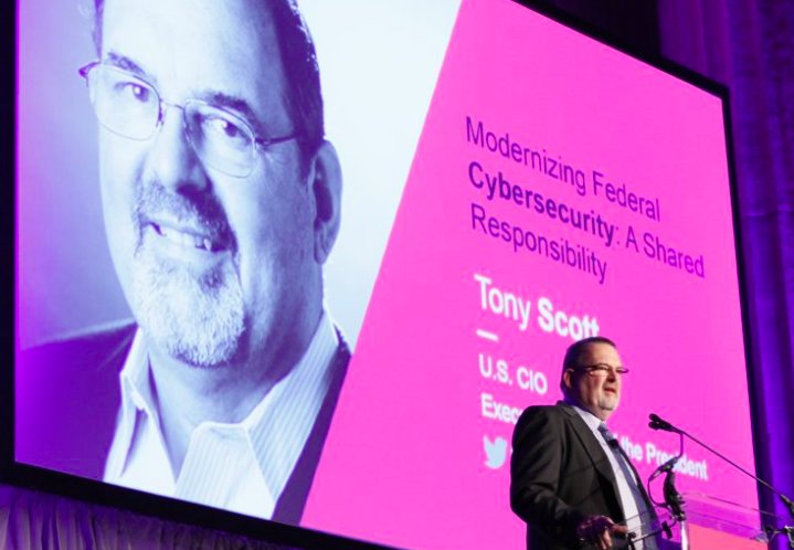 WyattKash's tweet photo. I'm sure I speak for many in thanking U.S. #CIO @tonyscottcio for his skilled leadership driving Federal IT. https://t.co/TH4wQO69lk https://t.co/gc0Y9trNvt