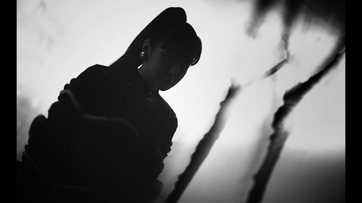 Let's Play 2NE1! tweet media