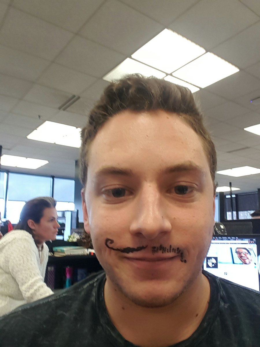 JustinCouchot's tweet photo. @flinchapp #makemeflinch the best distraction https://t.co/V0L2IgoIXY