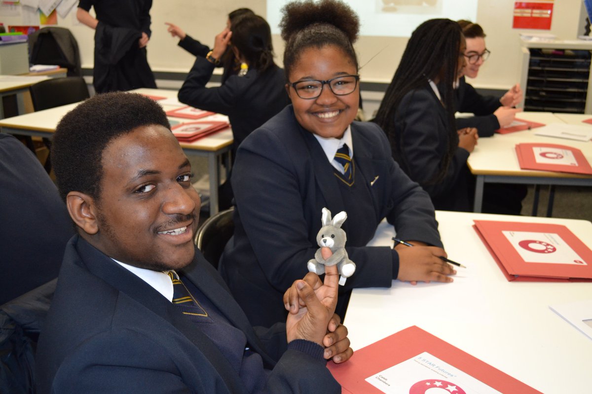 AllHallowsRC's tweet photo. DWF 5 STAR Futures Workshop 4, pupils building confidence and learning how to sell themselves. @DWF_GoFurther https://t.co/D4KUBwin92