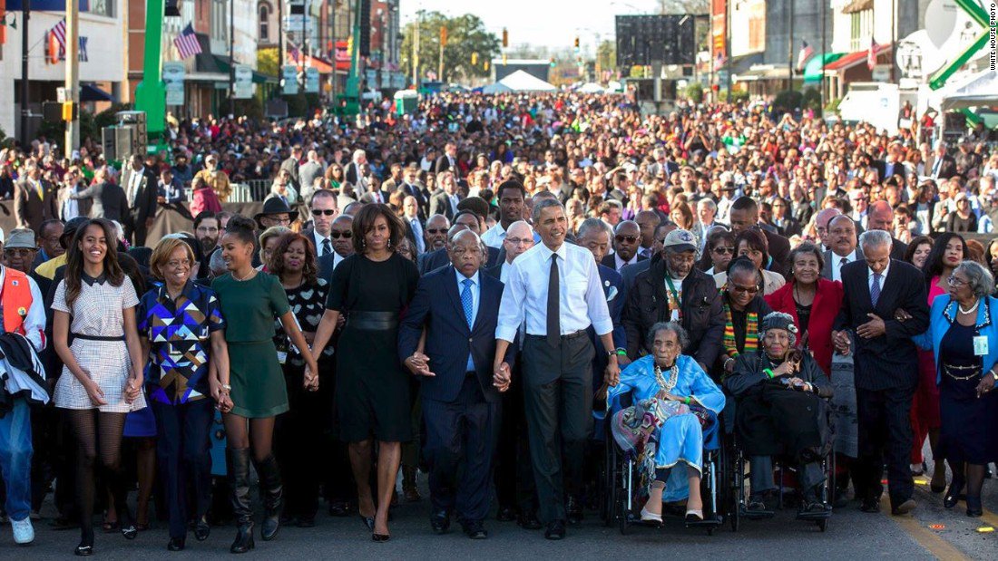 cnnbrk's tweet photo. The Obama White House wants this to be our lasting memory https://t.co/fBBVvqQKeH https://t.co/Vvb94qJoej