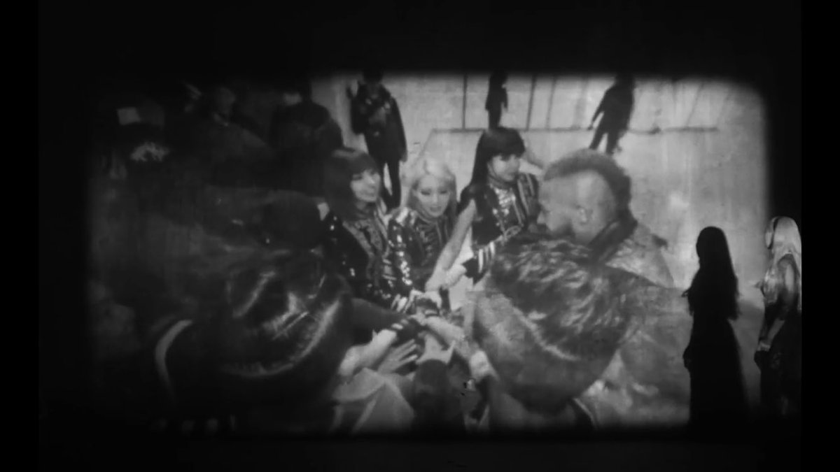 Let's Play 2NE1! tweet media