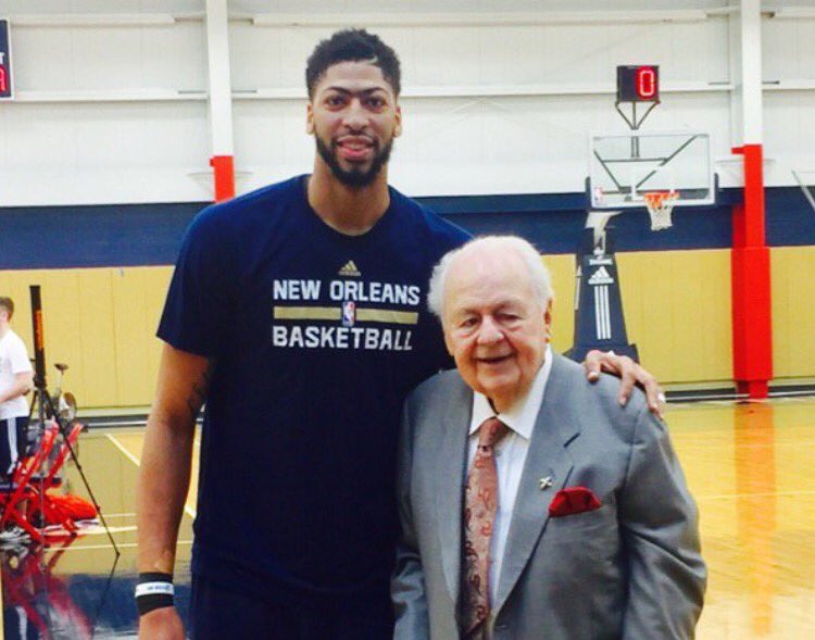 Mr. Benson congratulating @AntDavis23 on being named a @NBAAllStar starter! #Pelicans https://t.co/xd3rCcgXir