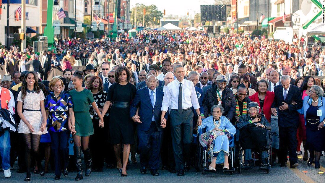 Marc_Perrone's tweet photo. We should all take a moment to say

#ThankYouObamas

for 8 years of #Integrity, #Hope &amp; #Compassion.

🇺🇸🇺🇸🇺🇸🇺🇸🇺🇸🇺🇸🇺🇸🇺🇸

#1u #InaugurationDay https://t.co/bTvV3Dqvhu