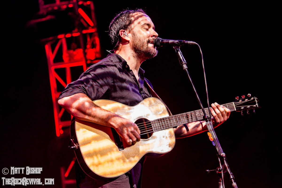 DMBaHOLIC's tweet photo. Our love is so right,
I can taste
We're in it here tonight
Our love is so right,
And tonight my dance is all about you... #DaveMatthews https://t.co/pQptbBpErv