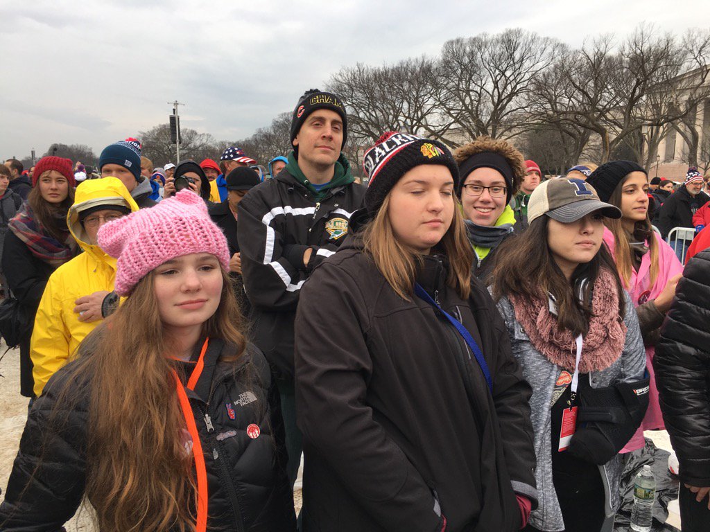 BlakleyNews's tweet photo. Students from Elk Grove Village High witness the Trump inauguration in Washington DC. https://t.co/qht4tzhJhI