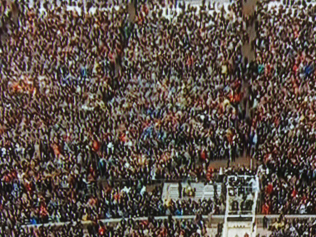 MarketSprite's tweet image. #InaugurationDay Crowd shouts chats of USA USA USA