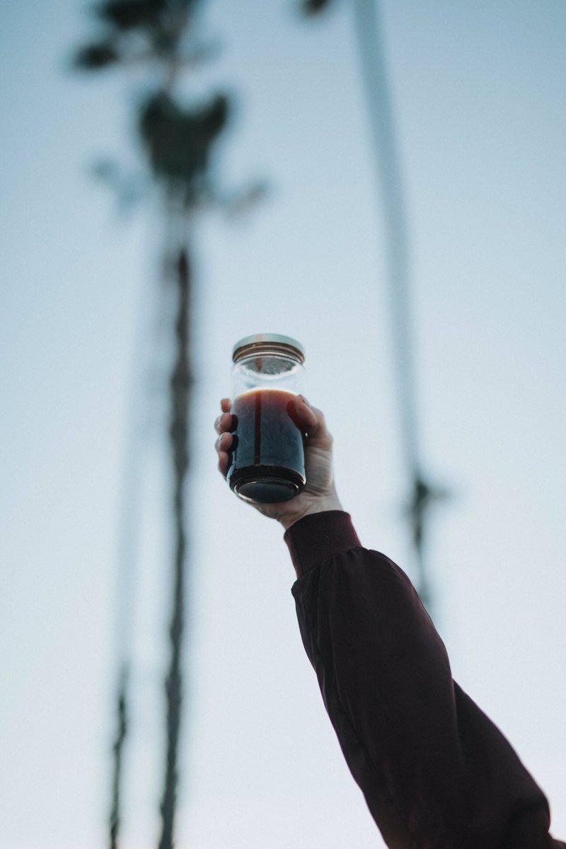 BarNineLA's tweet photo. We want to revolutionize takeaway in coffee. #glassonly #sustainability #pushcoffeeforward #havejarwilltravel https://t.co/OwDdJQ655a