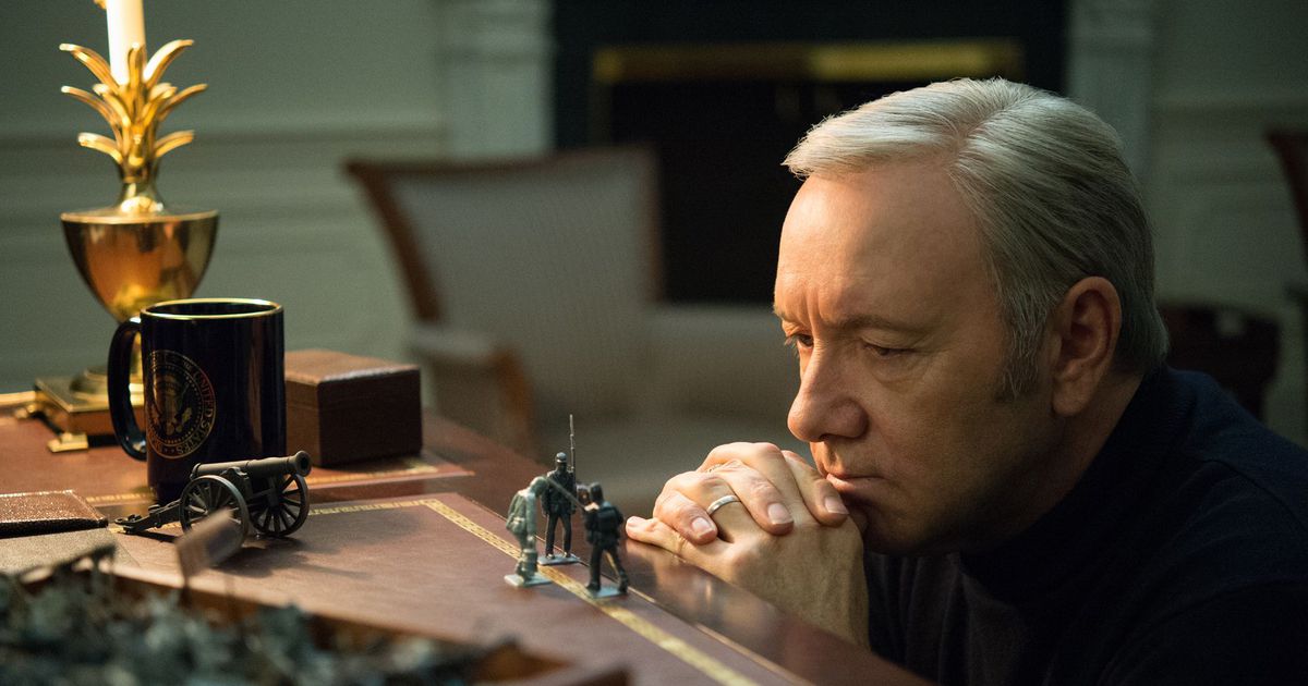 Taahakhalid's tweet photo. Netflix drops 'House of Cards' teaser and release date moments before Trump's… https://t.co/kfbbOkmwb8 #Inauguration_2017 #Frank_Underwood https://t.co/A6624ZZqZh