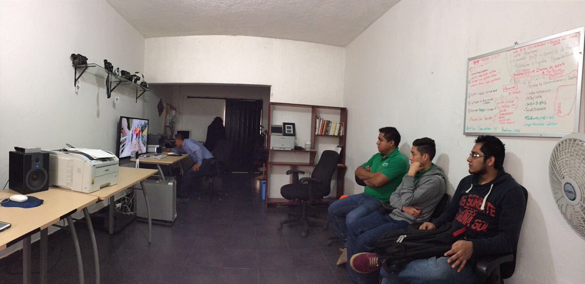 UlisesRsTl's tweet photo. Alumnos del grupo DE-1001 de la @utvco realizan visita empresarial a la empresa Videotectina https://t.co/Gk61Kni4nu