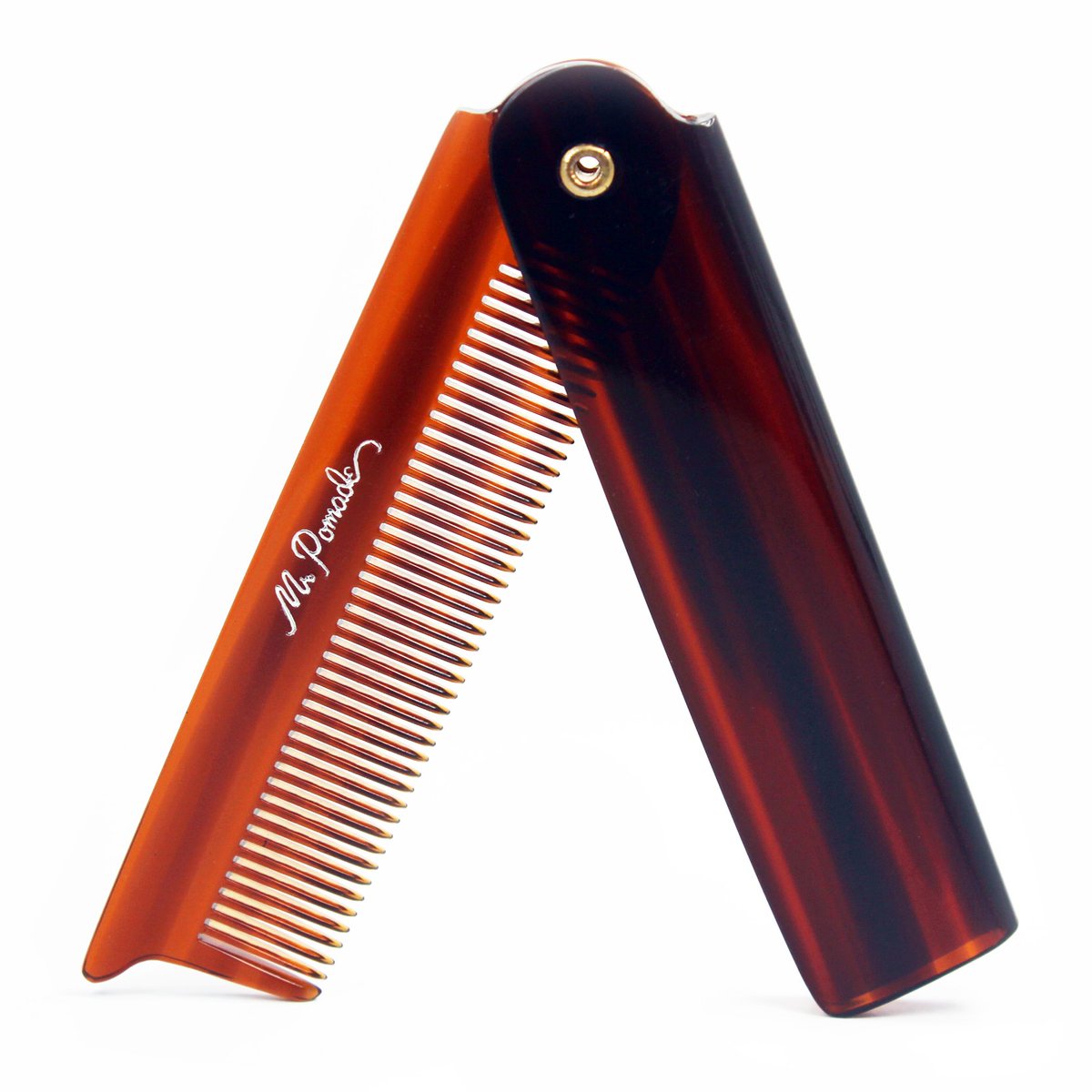 MrPomade's tweet photo. Today is a wonderful rainy Friday for my #mrpomade #foldingcomb The perfect pocket comb around. https://t.co/OihozvhHNr https://t.co/A7mVlNLgAQ