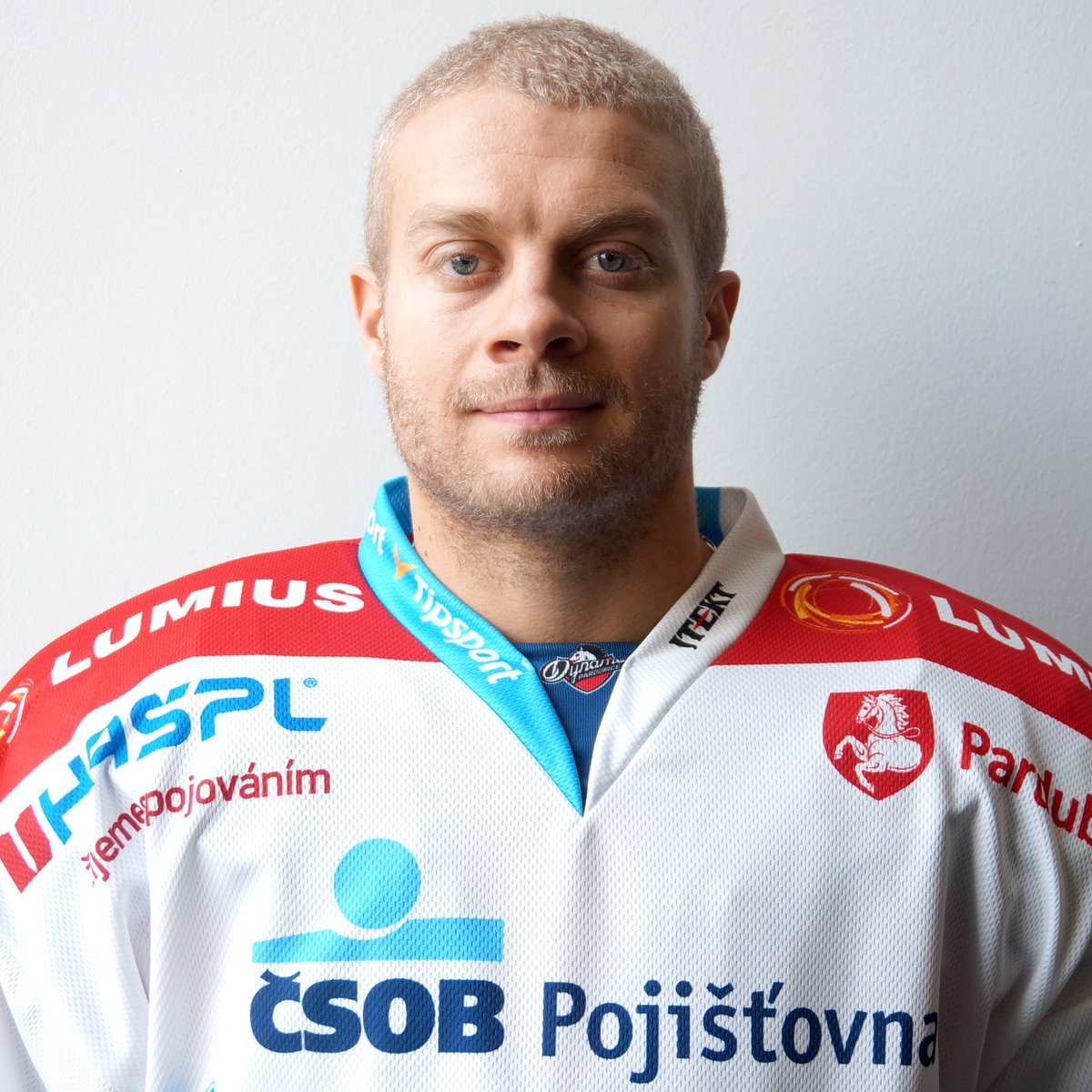 HCPCE's tweet photo. 🚨 #PCEvTRI 2:1 / ⏱ 14:57 | Po 10 sekundách využíváme svou první přesilovku, po Rolinkově pasu před bránu se prosadil TYLER #REDENBACH! https://t.co/51d9oKIXJV