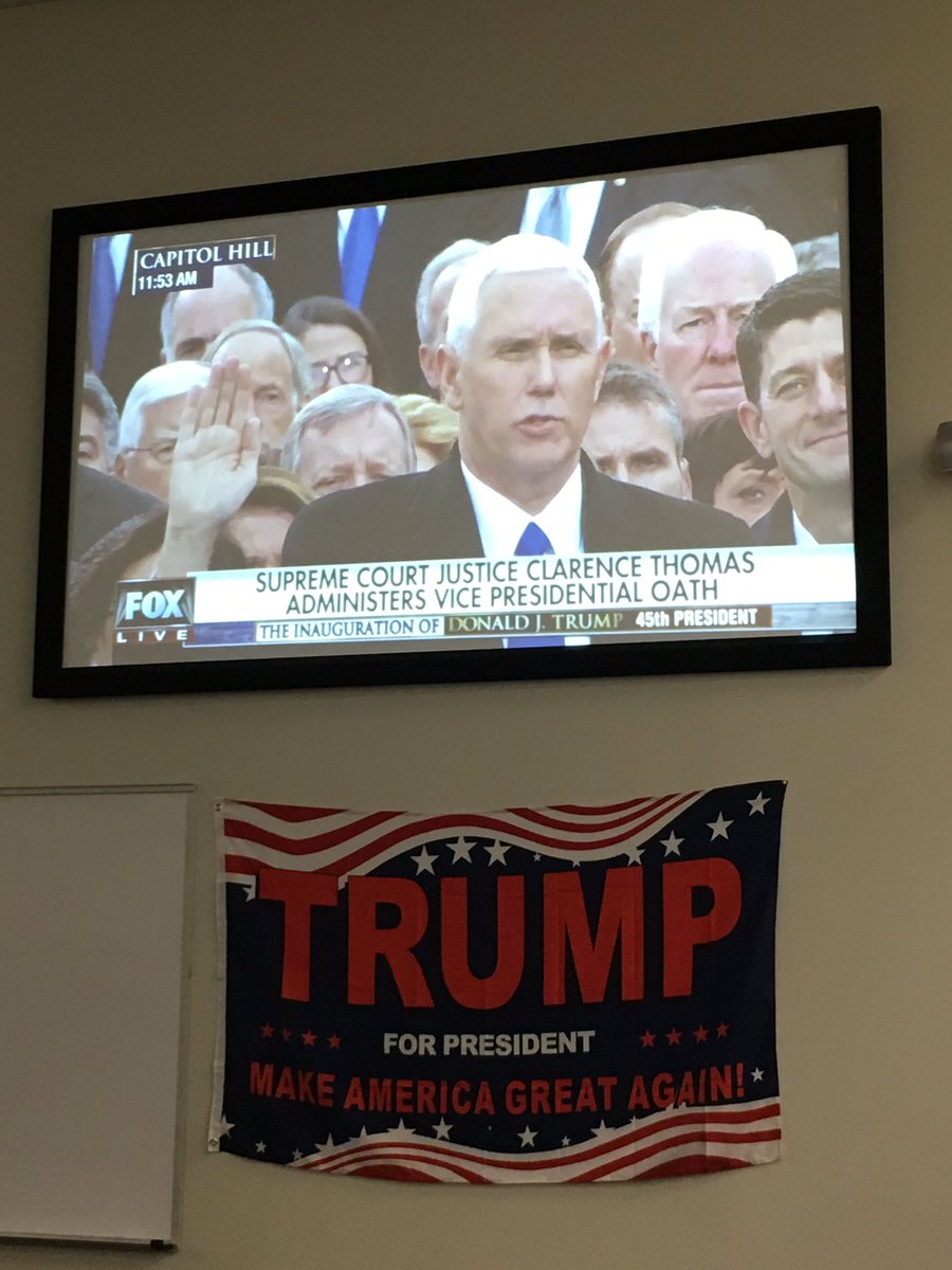 CUCollegeRepubs's tweet photo. Pence just got sworn in! We have one. They can't stop us now. https://t.co/yqcgTEjRZK