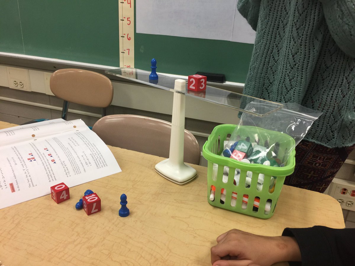 LBugdaBCPS's tweet photo. @MRMSlions Ss work on distributive property in a small group w/ @Kkhammom. 1 grp using hands on equations &amp; algebra tiles for the other! https://t.co/604rdl43wE