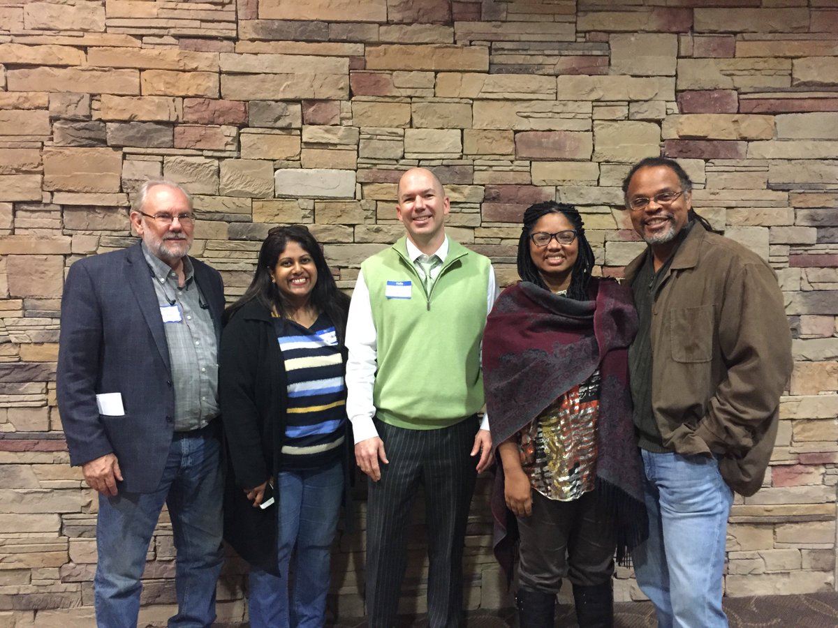 robcrain's tweet image. Steven Jiji Robin &amp;amp; Byron Thanks 4 dinner &amp;amp; visit on race. What unites us is greater than what divides us #StrongerTogether @DallasBarAssoc