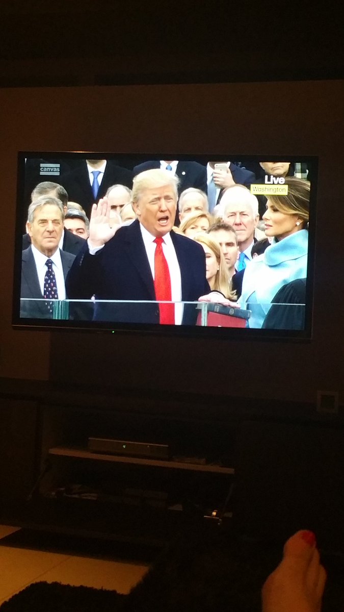 IVermeire's tweet photo. #Inauguration ook bij mij thuis...verbazing! https://t.co/KiamhU1My1