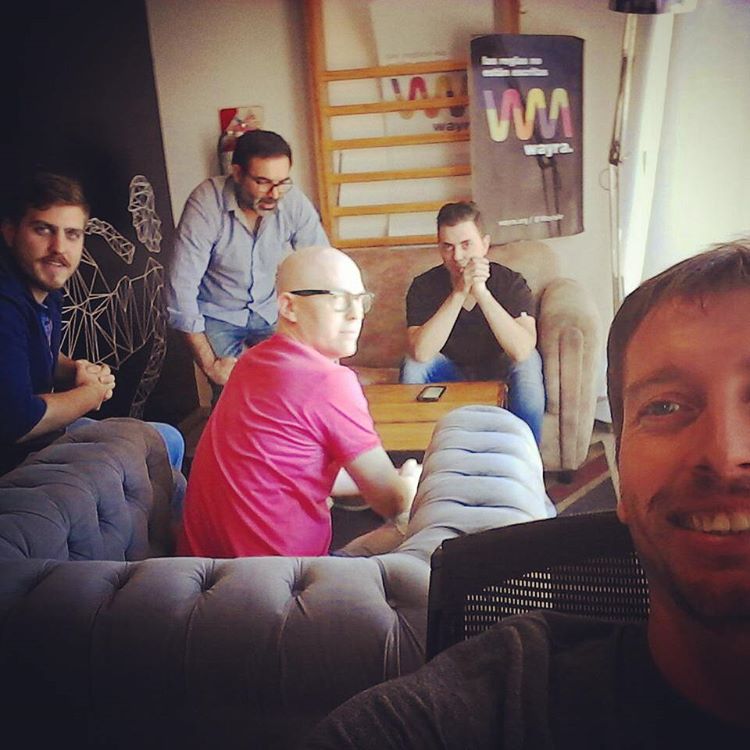 leanmocche's tweet photo. 💪Gracias @Wayra x invitarnos y poder compartir nuestro proyecto #Parkool Hablamos con emprendedores y gente muy interesante #Hackparking https://t.co/oJ7cLHiWjf