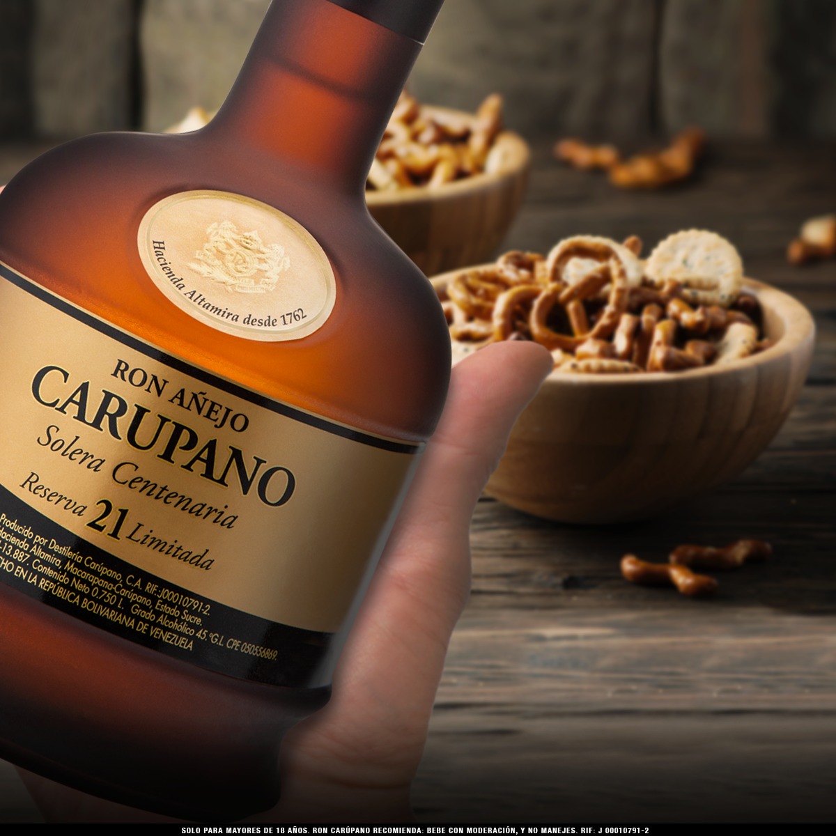 RonCarupano's tweet photo. Convierte el snack de media tarde en un bocadillo Premium con un buen trago de Ron Carúpano. #Ronbinado https://t.co/6YebstdAYr