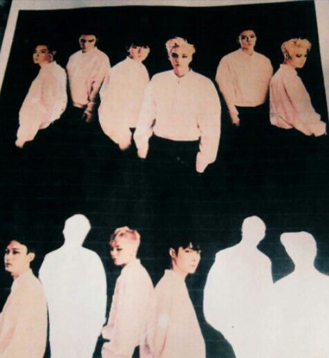 So_B_E_A_utiful's tweet photo. Вспомнила, разревелась 
We are one... ♥
#EXO #12forever https://t.co/khEzSmWXQe