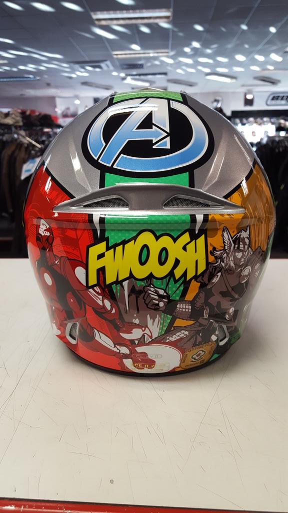 js_maidstone's tweet photo. New in #avengers #marvel #youthmx helmet while stocks last! Full size range available https://t.co/qDpLFesPDU