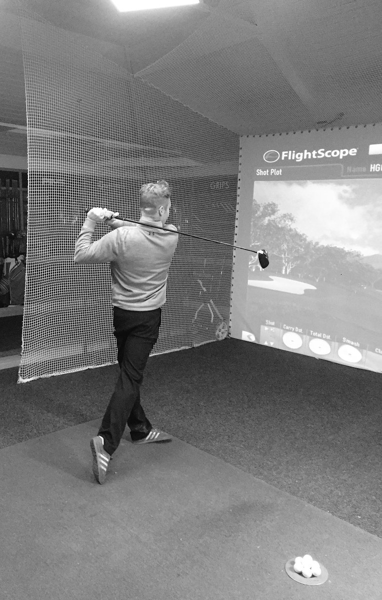 hullgcpros's tweet photo. It's heating up in @TheGolfDen between these two members
Serious gains been made
#Epic #M1 #lowSingleFigure #Players #Peng #MaxDistance https://t.co/yANQQgrecM