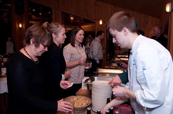 EatTheHill's tweet photo. @CNABonavista cook students &amp; grads enjoy being a part @EatTheHill, we love having them!!
https://t.co/4y2WuaBZs5 https://t.co/wZpLNYeKHZ