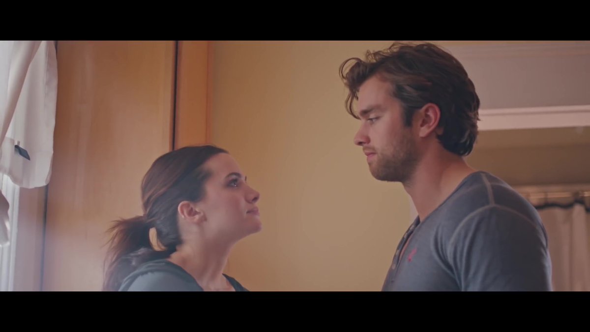PFodeDaily's tweet photo. @PiersonFode features @danandshay's #hownottovideo. https://t.co/VFtVDWMCKI