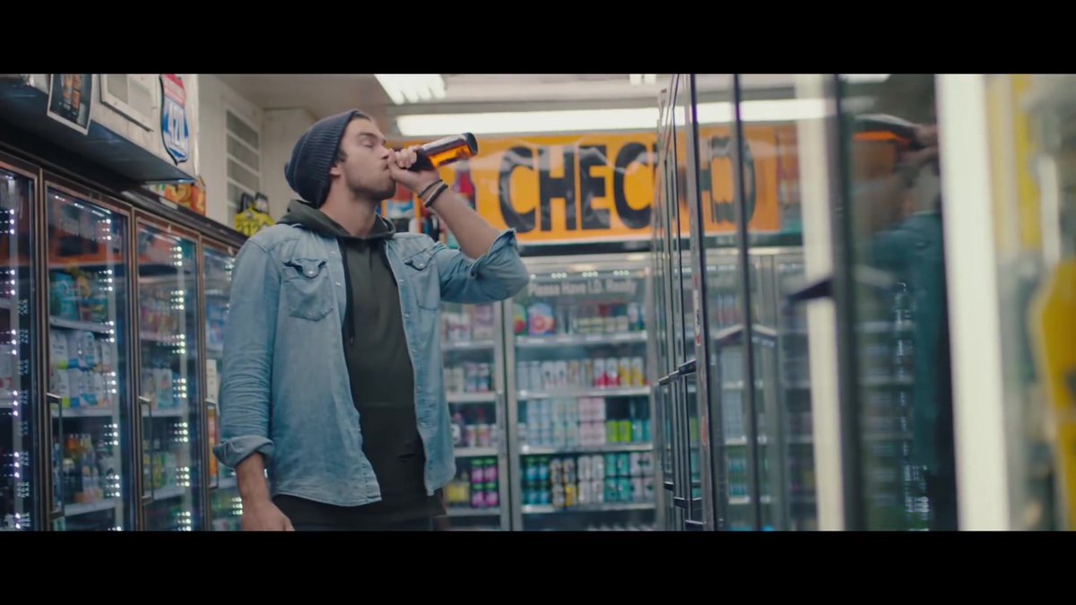 PFodeDaily's tweet photo. @PiersonFode features @danandshay's #hownottovideo. https://t.co/nwQSmvZVL9