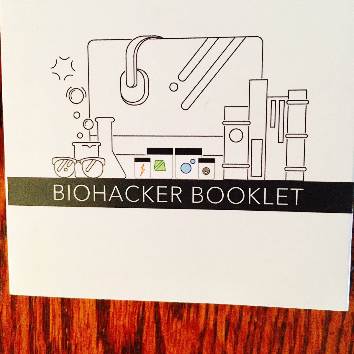 _Matty_H_'s tweet photo. They also came with this booklet, so check back Monday to follow along as I biohack myself with cubes of coffee. #TheFutureIsNow #OrMonday https://t.co/jTsE70C8p4