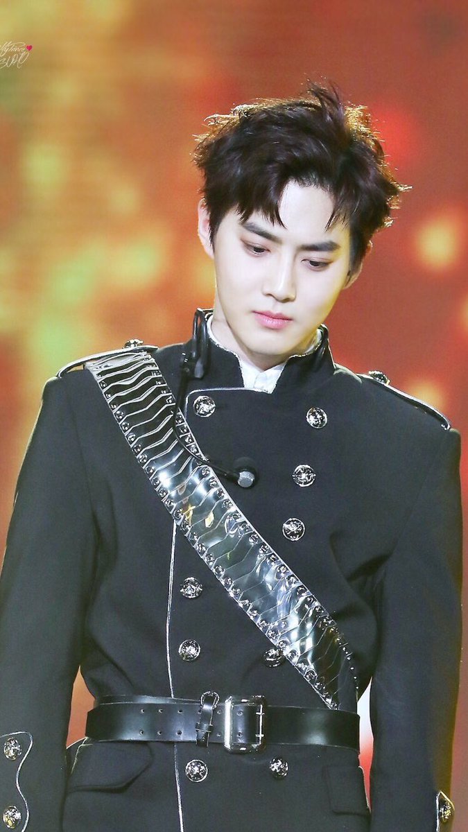 exoslockscreen's tweet image. ♥ Suho Prince Style (Simple)
♥ Fav se gostar 
♥ RT se pegar 
♥ Print e marcação se usar 

cr. hyon 

Pedidos pela DM, são bem-vindos! 🌹