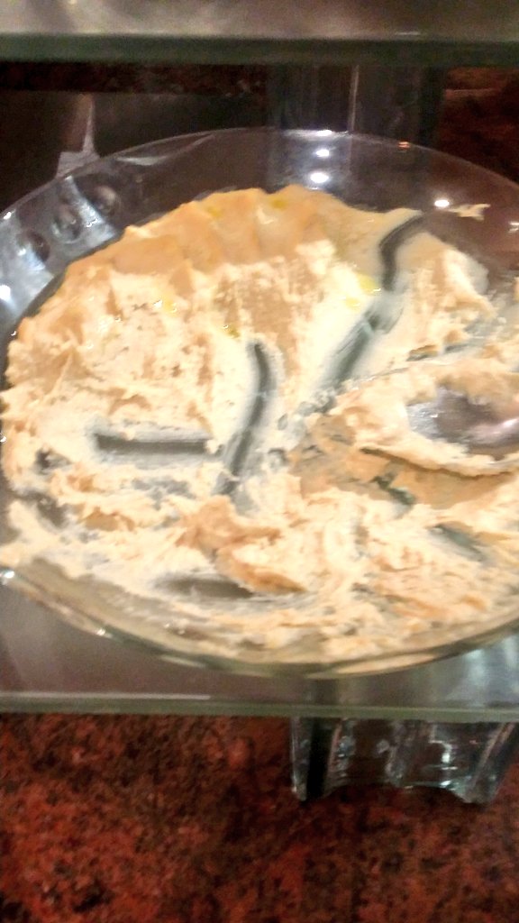 DMisHaram's tweet photo. Found the yummy Feta Cheese &amp; the middle eastern style Hummus (which was almost finished coz ❤) at #TurkishFoodFest https://t.co/rKQBnikgan