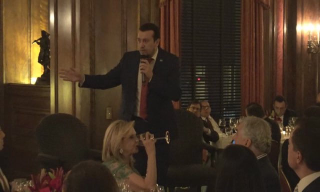 Προβολή εικόνας στο Twitter Προβολή εικόνας στο Twitter