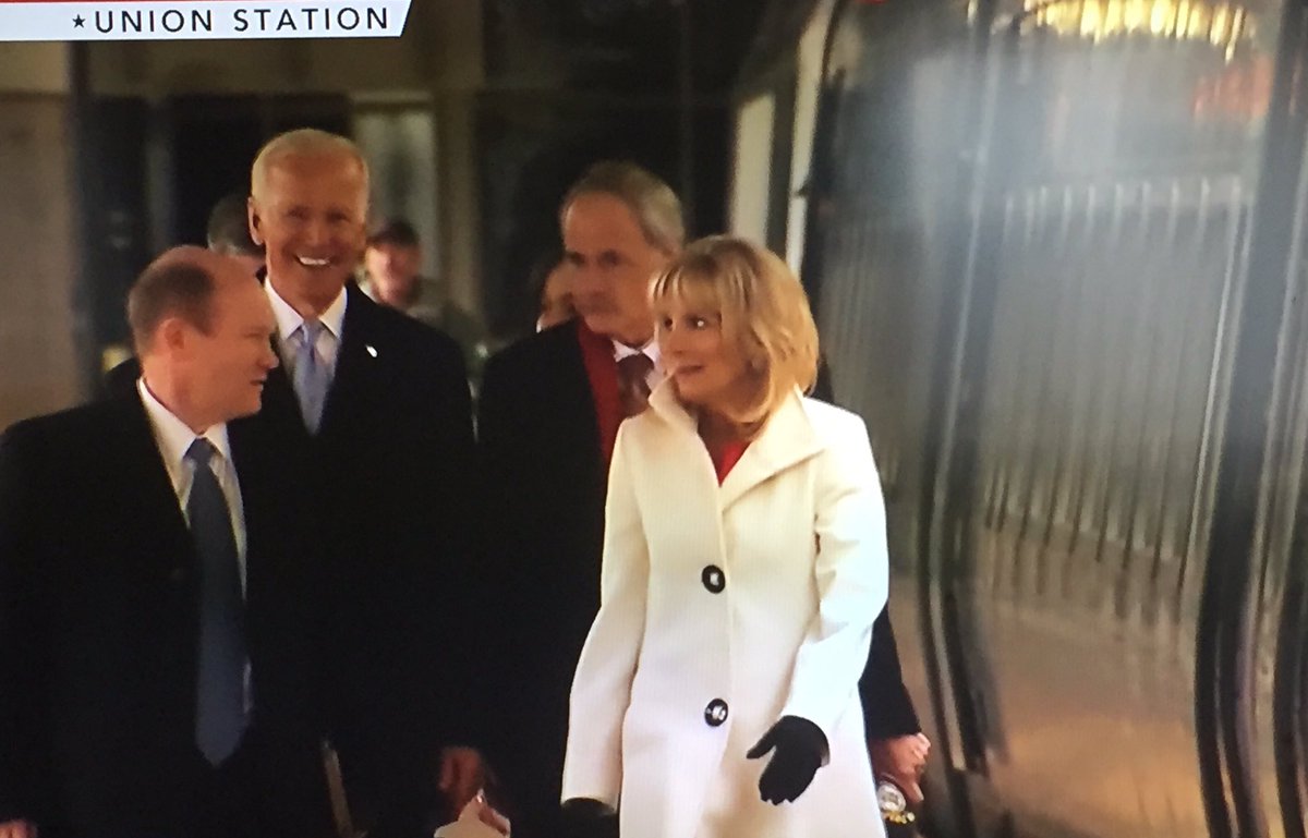 TheLiberalThorn's tweet photo. Thanks @JoeBiden. Enjoy the Acela ride home. See you in 2020! #InaugurationDay #biden46thPrez https://t.co/utCR66yyyL