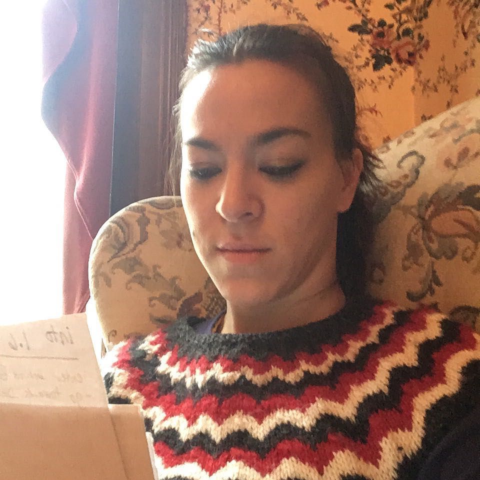fighteractress's tweet image. #runninglines in the window. Not a bad way to spend the morning. #actorslife #sitespecific #experiencesoverthings #…