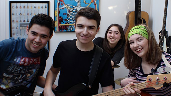 autismspeaks's tweet photo. #autism #blog: How listening to music helped me learn how to talk >>  https://t.co/d2a4CClcfd https://t.co/8ejDOO3Krt