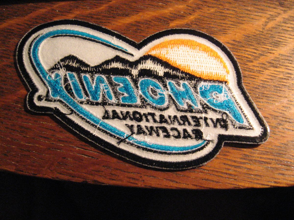 cover_uranus's tweet image. #PhoenixInternationalRaceway #JacketPatch $19.99 #TraderYore #Ebay #Phoenix #NASCAR #Arizona #Racing #Racecar #USA ebay.com/itm/-/26281636…?